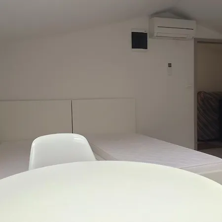 Sik 2 Apartment Koper